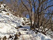 51 In decisa salita per il Monte Zucco